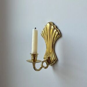 VTG brass wall Sconce - scalloped shell